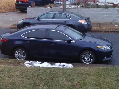 Blue 2013 Lexus ES 350 Base